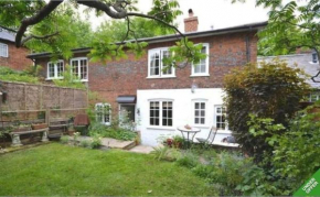 Beautiful townhouse in perfect location